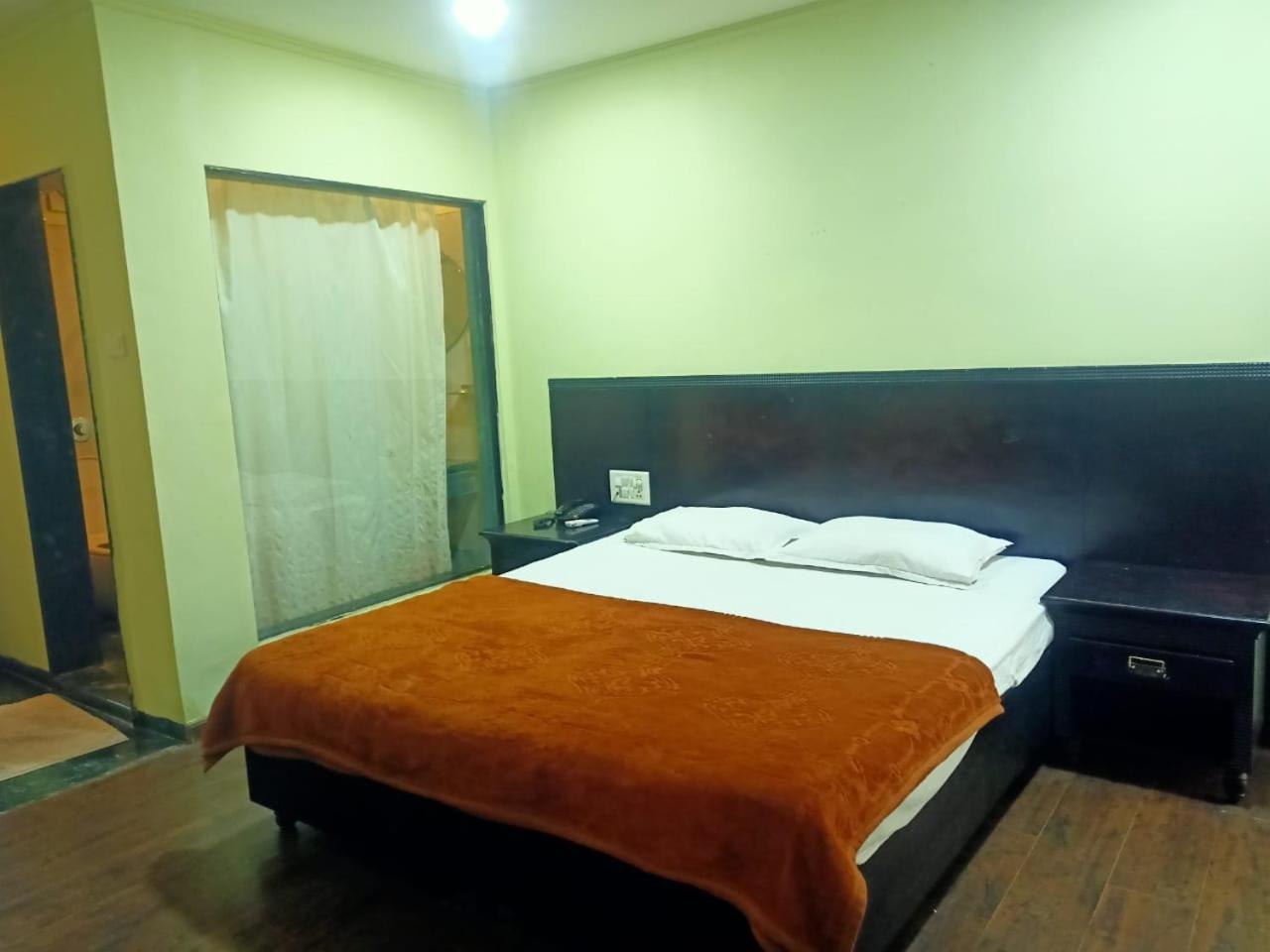 Hotel Skylark Nagpur Exterior foto